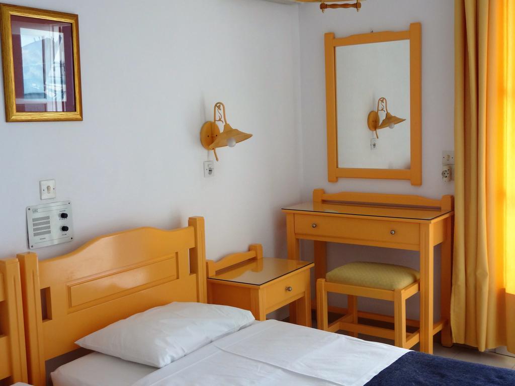Remezzo Hotel & Studios ปีตาโกเรโย ภายนอก รูปภาพ